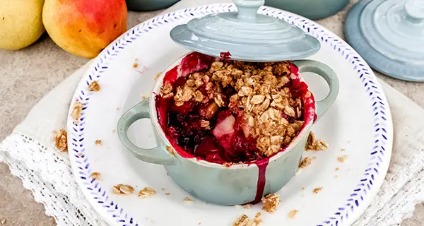 Smoked fruit crisp in a serving dish